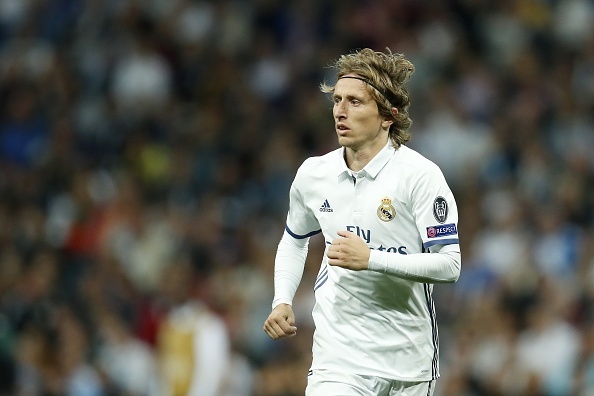 doi hinh ket hop Real- Dortmund anh 7