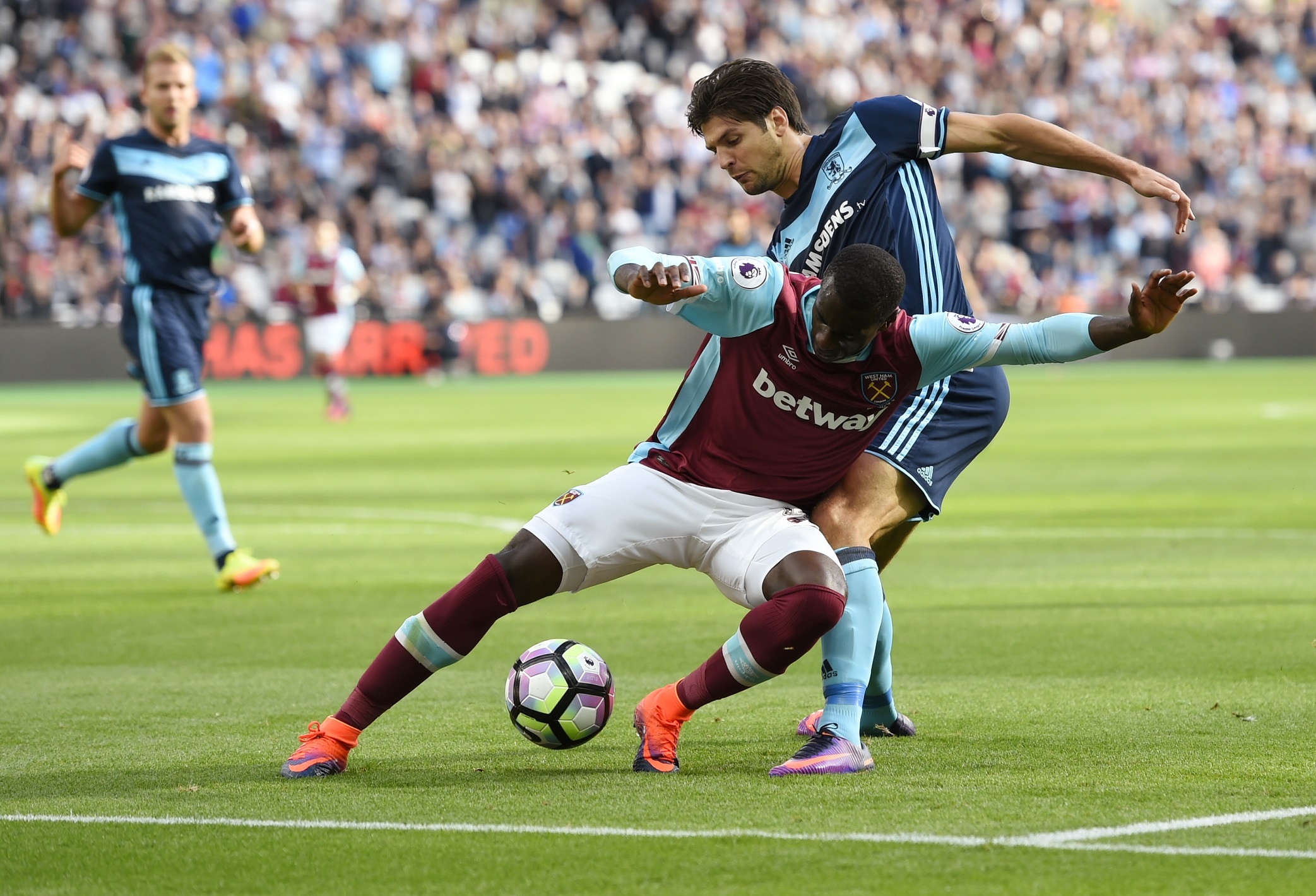 Payet lap sieu pham solo anh 5