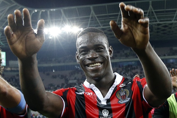 Balotelli lap sieu pham dua Nice tro lai so mot Ligue 1 hinh anh