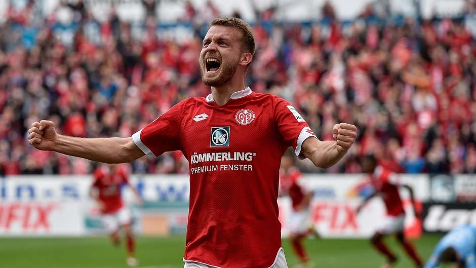 Balotelli bo xa Messi,  Griezmann ve hieu suat ghi anh 10