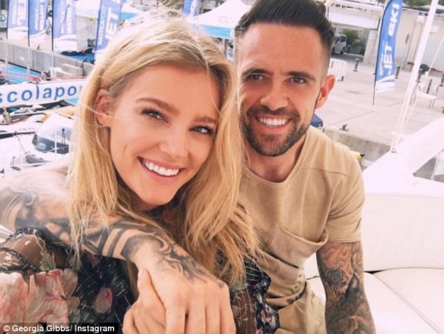 Sao xịt Liverpool cưa đổ hoa hậu hoàn vũ ảnh 5 Sao xit Liverpool cua do hoa hau hoan vu anh 5