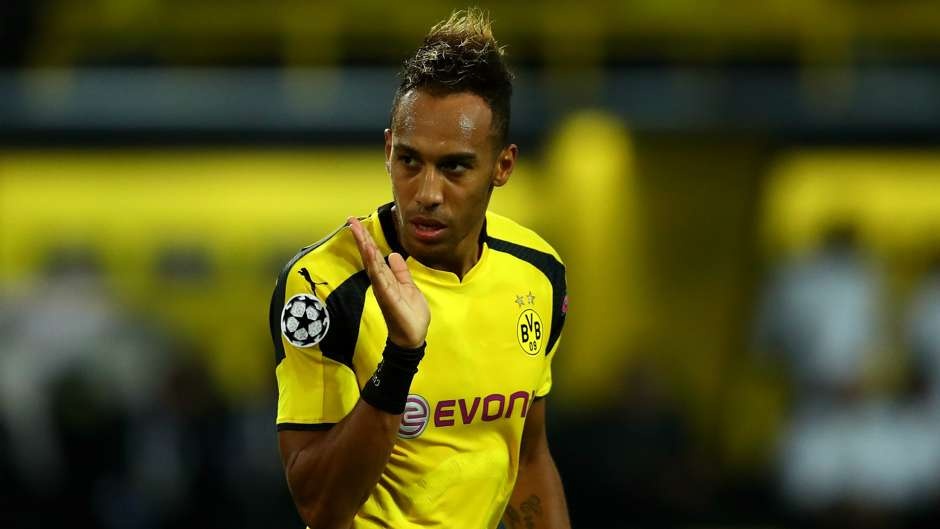 Balotelli bo xa Messi,  Griezmann ve hieu suat ghi anh 4