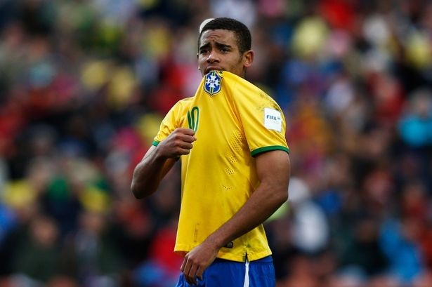 10 chan sut tuoi teen hua hen nhat the gioi anh 2