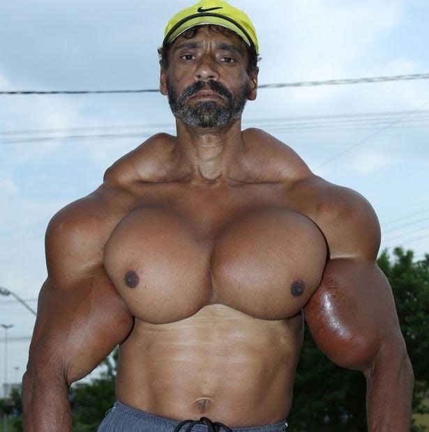 Nguoi dan ong tiem dau vao co bap anh 6