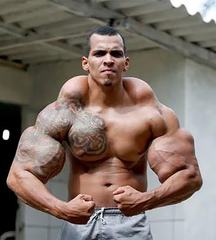 Nguoi dan ong tiem dau vao co bap anh 9