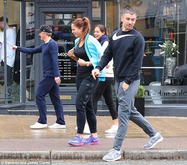 Schweinsteiger làm Mourinho ngứa mắt ảnh 2 Schweinsteiger lam Mourinho ngua mat anh 2