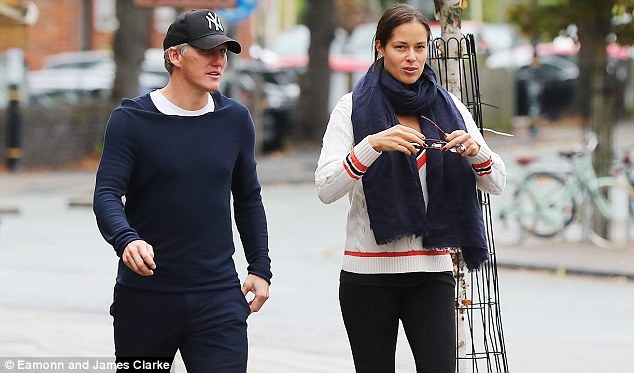 Schweinsteiger làm Mourinho ngứa mắt ảnh 7 Schweinsteiger lam Mourinho ngua mat anh 7