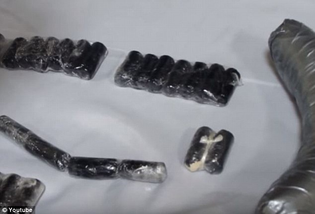 cầu thủ giấu ma túy trong quần lót ảnh 2 cau thu giau ma tuy trong quan lot anh 2