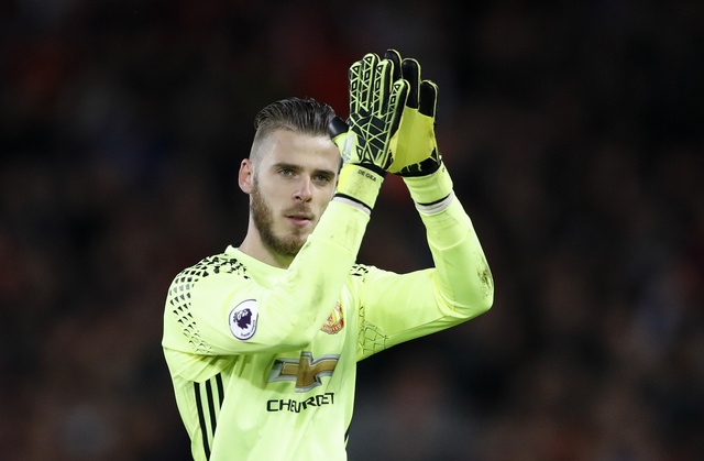 De Gea hoa nguoi hung cuu MU khoi tran thua truoc Liverpool hinh anh