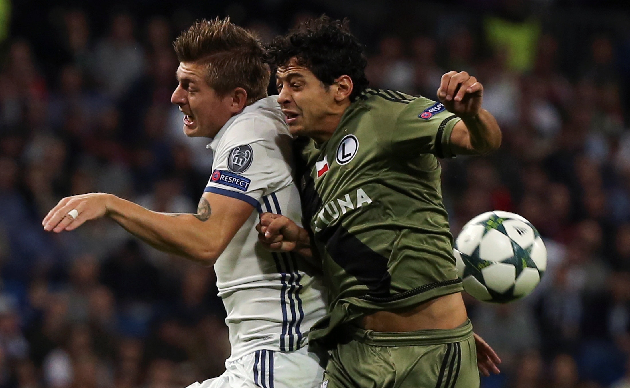 ronaldo lập hat-trick kiến tạo ảnh 3 ronaldo lap hat-trick kien tao anh 3