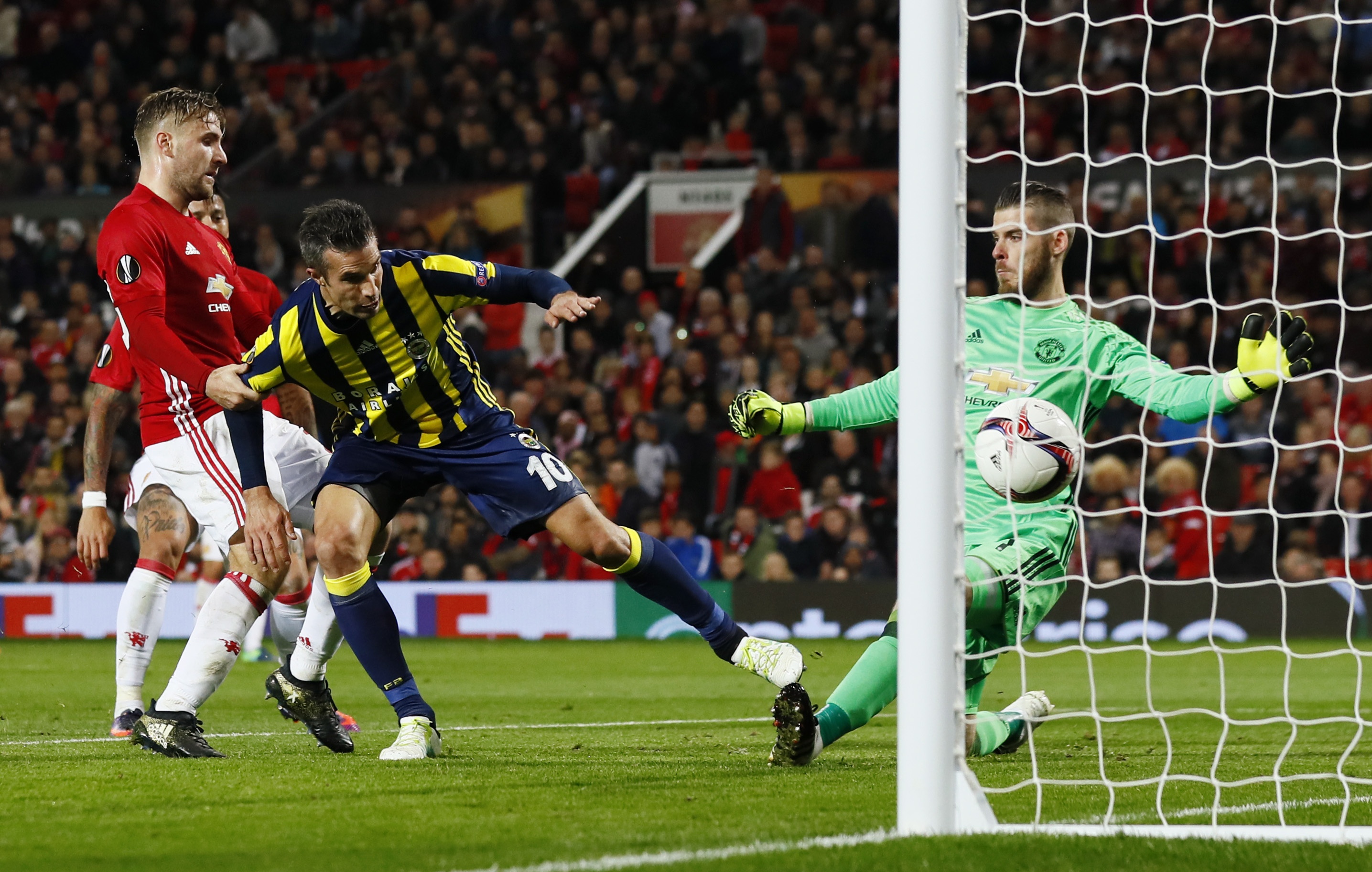 Pogba lập cú đúp,  MU thắng Fenerbahce 4-1 ảnh 11 Pogba lap cu dup,  MU thang Fenerbahce 4-1 anh 11