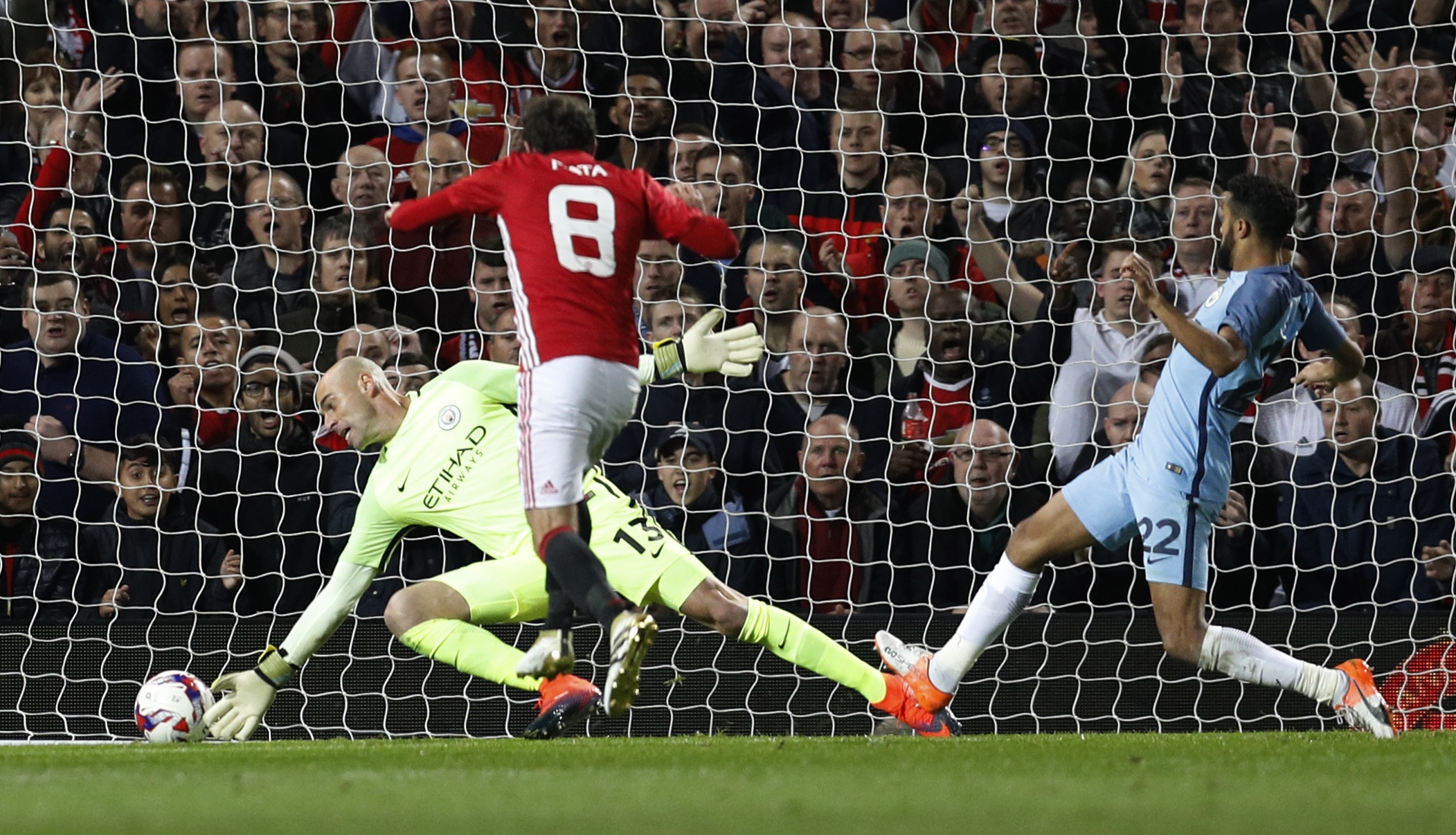 mata ghi ban giup MU ha Man City anh 7