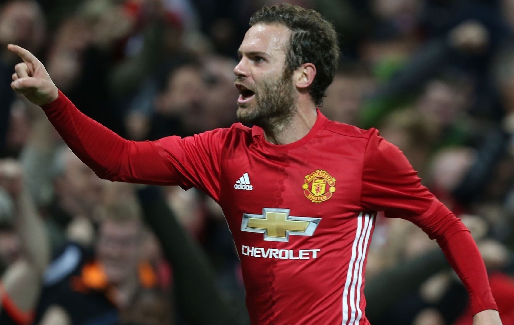 Mata hoa nguoi hung giup Mourinho phuc thu thanh cong Pep hinh anh