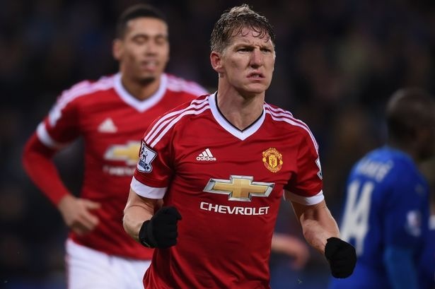 Mourinho lai si nhuc Schweinsteiger hinh anh