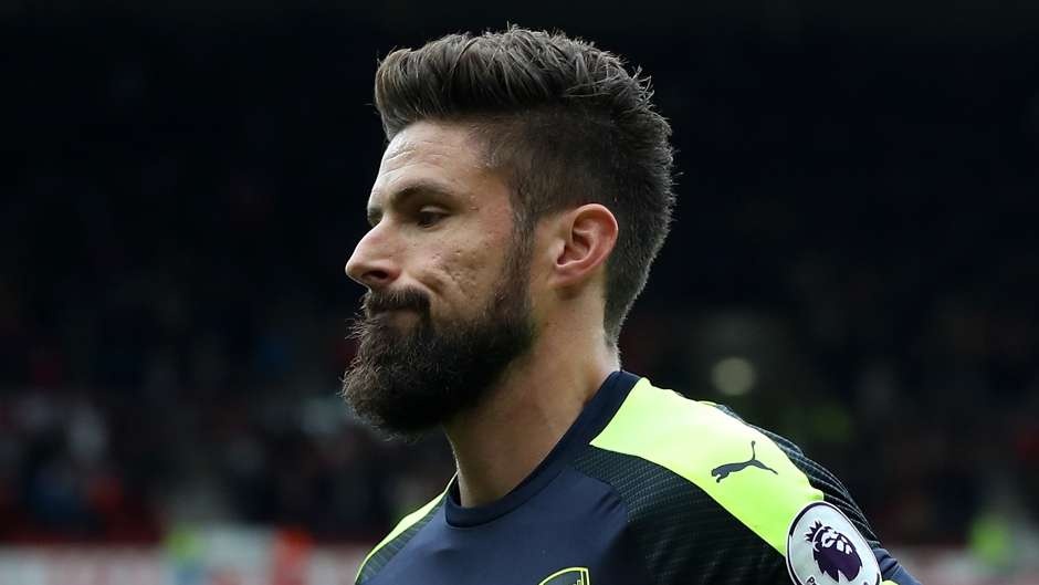 doi hinh tieu bieu vong 10 ngoai hang anh anh 12