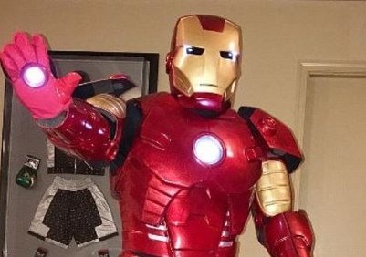 Ronaldo hoa quy khat mau, Mayweather thanh Ironman hinh anh