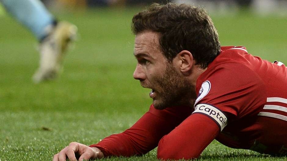 doi hinh tieu bieu vong 10 ngoai hang anh anh 7