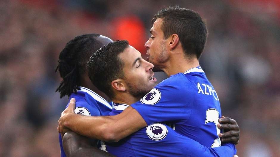 doi hinh tieu bieu vong 10 ngoai hang anh anh 8