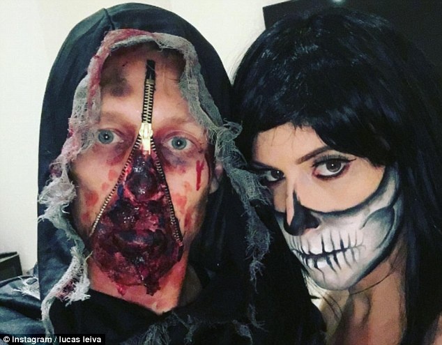 Sao Liverpool lam fan giat minh vi hoa trang ghe ron hinh anh