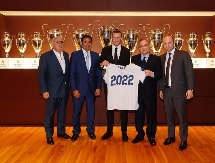 ronaldo dang anh ban nude anh 5