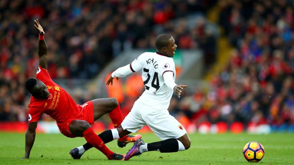 doi hinh te nhat giai ngoai hang anh 11