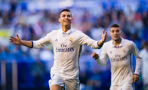 real gia han voi ronaldo anh 1