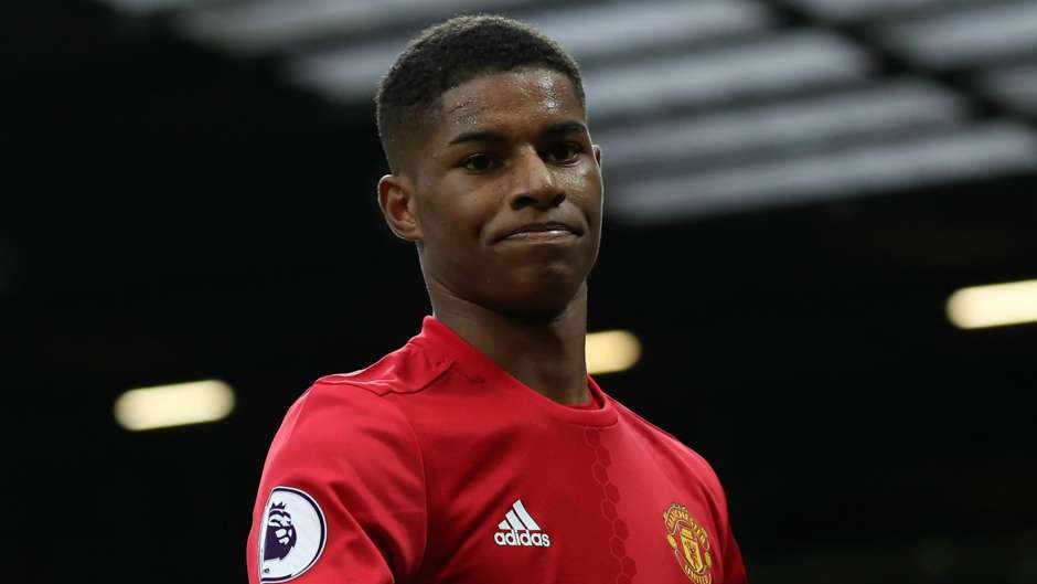 ibra bị loại khỏi đội hình tối ưu của MU ảnh 11 ibra bi loai khoi doi hinh toi uu cua MU anh 11