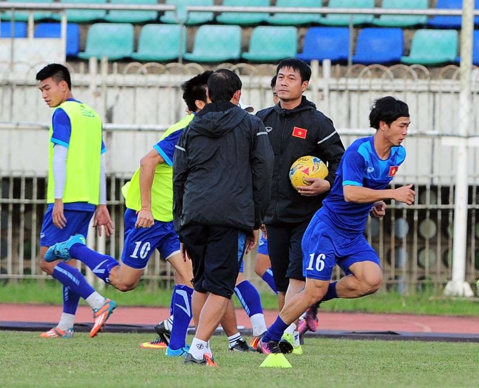 Chùm ảnh buổi tập tuyển Việt Nam ảnh 10 Chum anh buoi tap tuyen Viet Nam anh 10