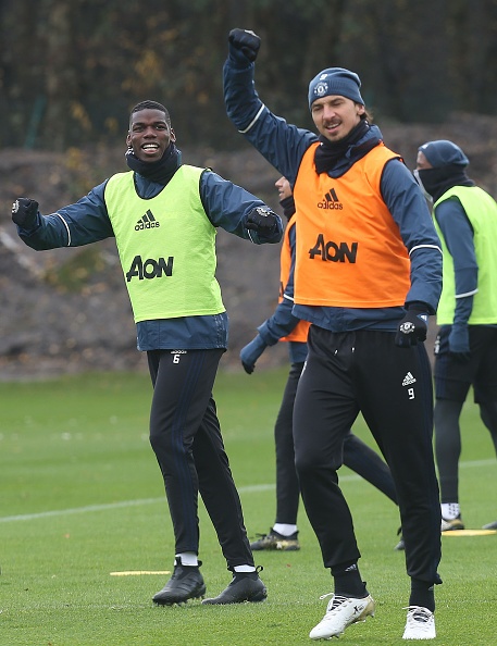 sao MU ném bóng tuyết khi luyện tập ảnh 3 sao MU nem bong tuyet khi luyen tap anh 3