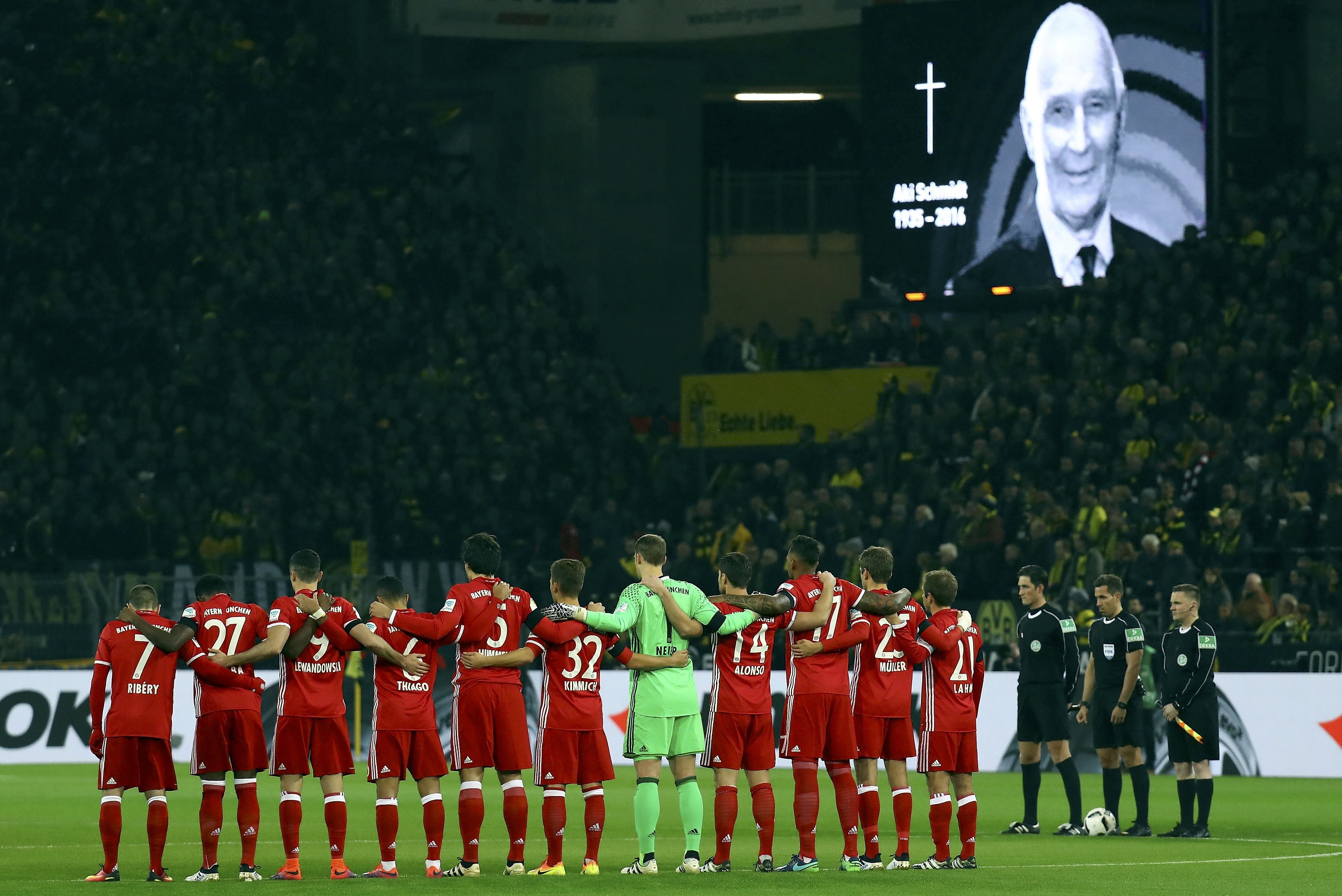 aubameyang ghi ban giup dortmund danh bai bayern anh 2