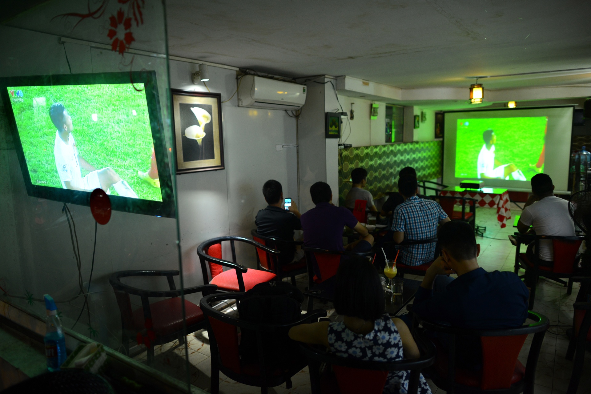 Nguoi ham mo Ha Noi an mung ban thang Cong Vinh anh 2