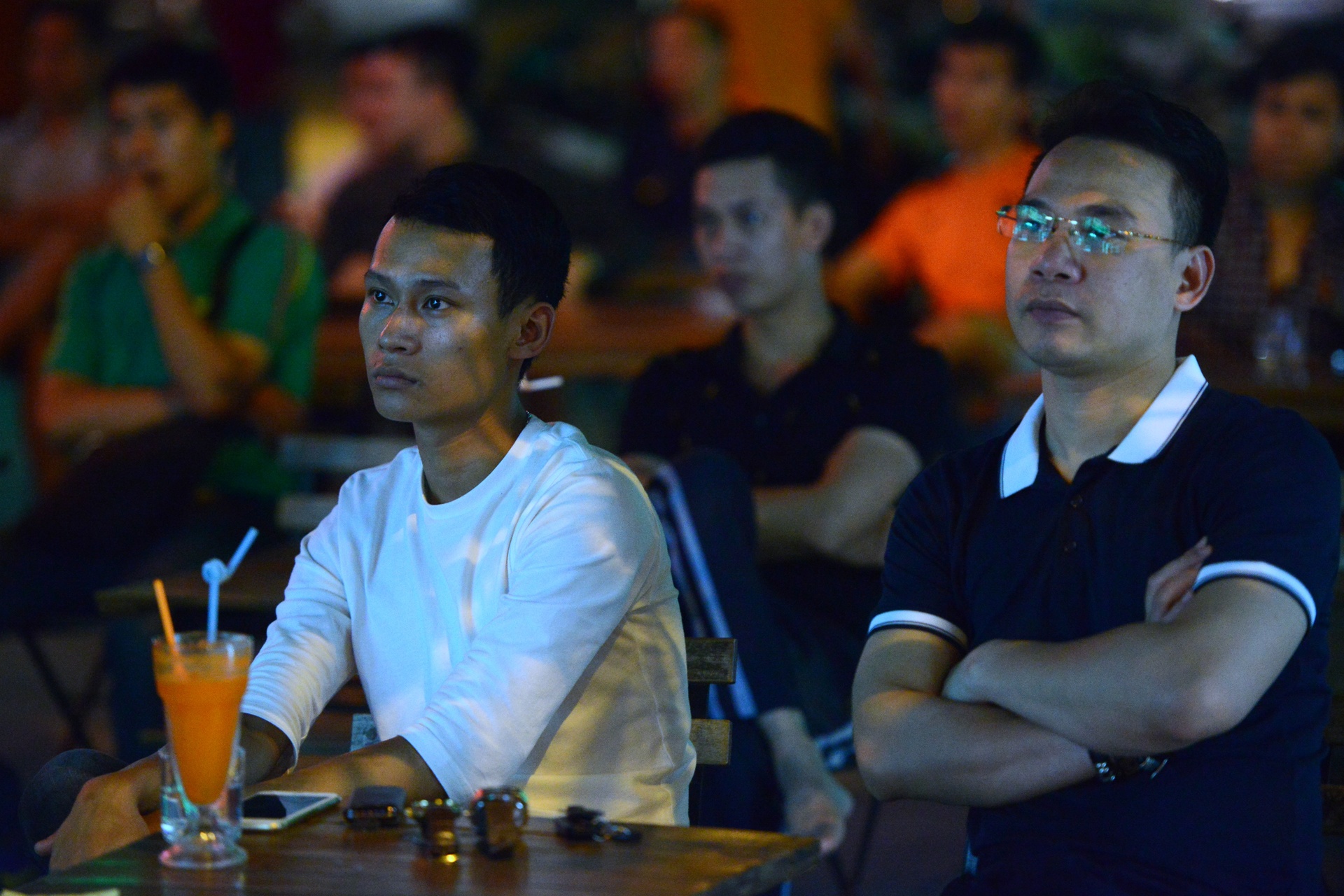 Nguoi ham mo Ha Noi an mung ban thang Cong Vinh anh 4