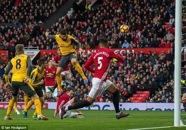 Beckham chup anh voi Giroud anh 5