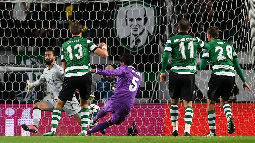 Real gianh ve vao vong 16 doi cup C1 anh 3