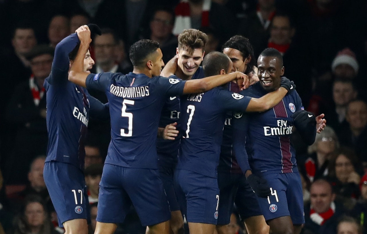 Arsenal hòa PSG 2-2 nhờ ăn vạ ảnh 4 Arsenal hoa PSG 2-2 nho an va anh 4