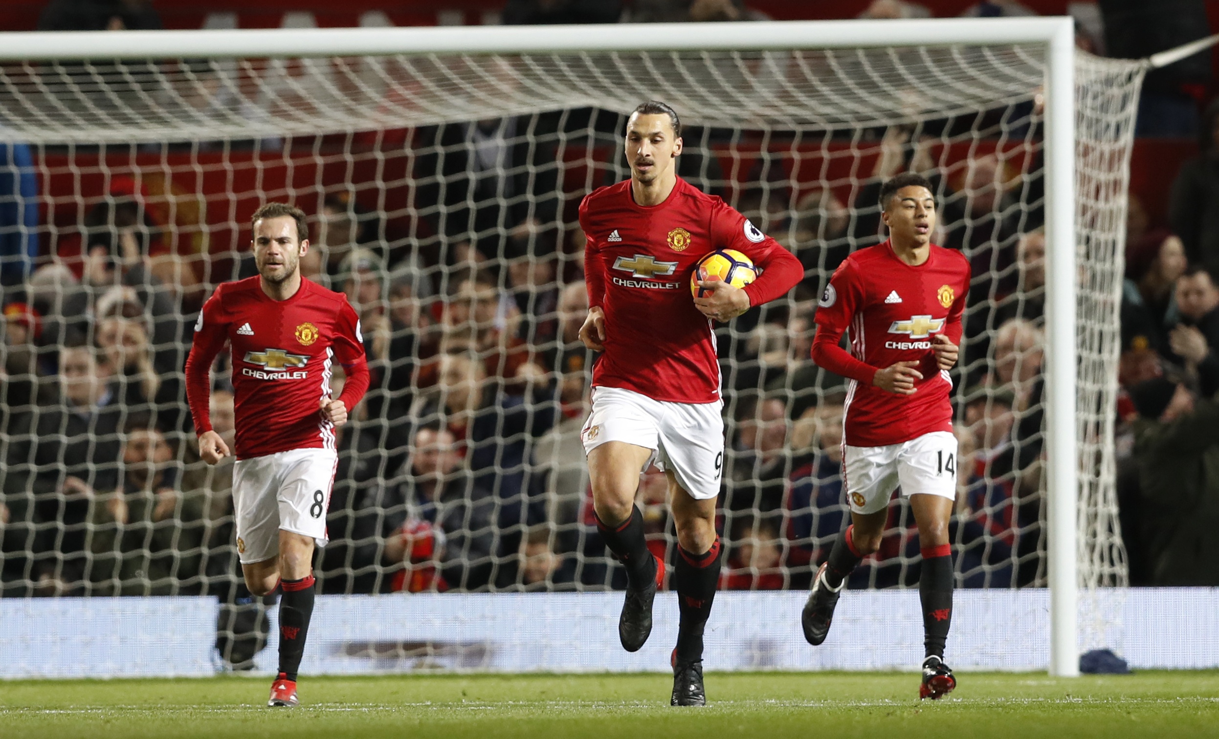 Thu mon choi hay khi den Old Trafford anh 4