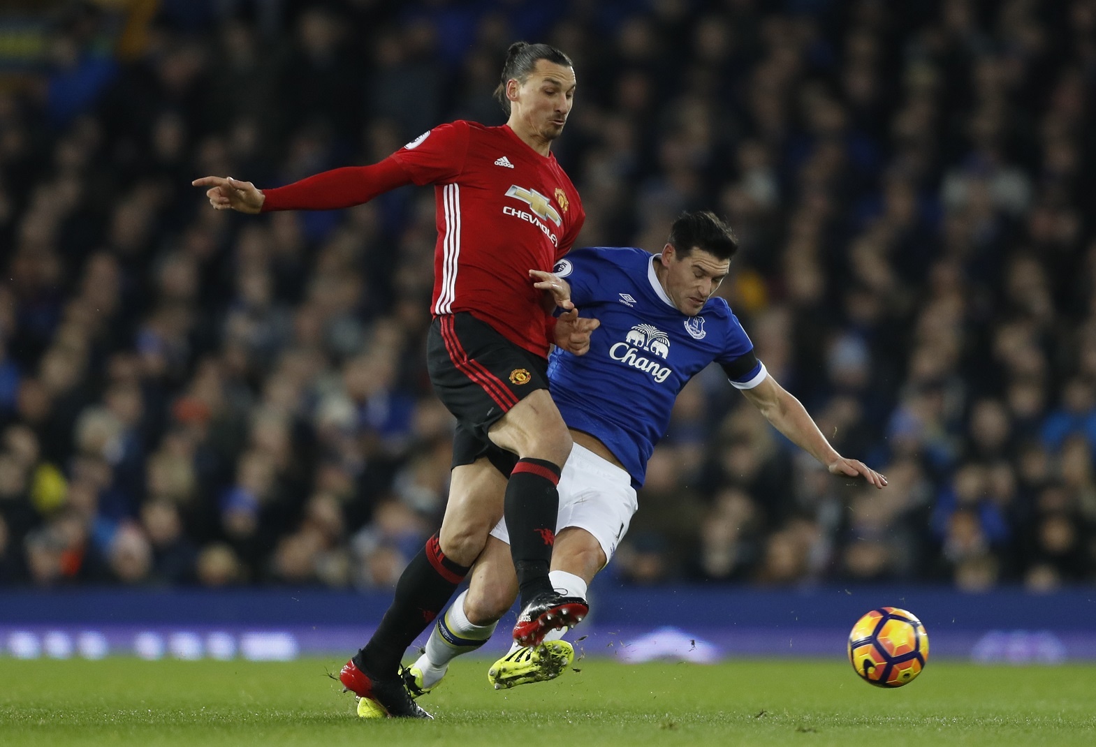 MU co the mat Ibrahimovic anh 3