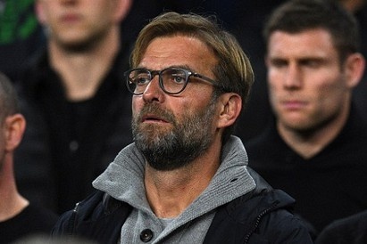 Klopp cung hoc tro den Nou Camp xem Barca thi dau hinh anh