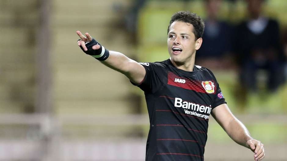 arsenal gap kho o cup C1 anh 11