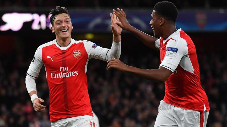 arsenal gap kho o cup C1 anh 2