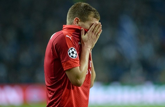 Leicester City nhan that bai 0-5 tai Champions League hinh anh