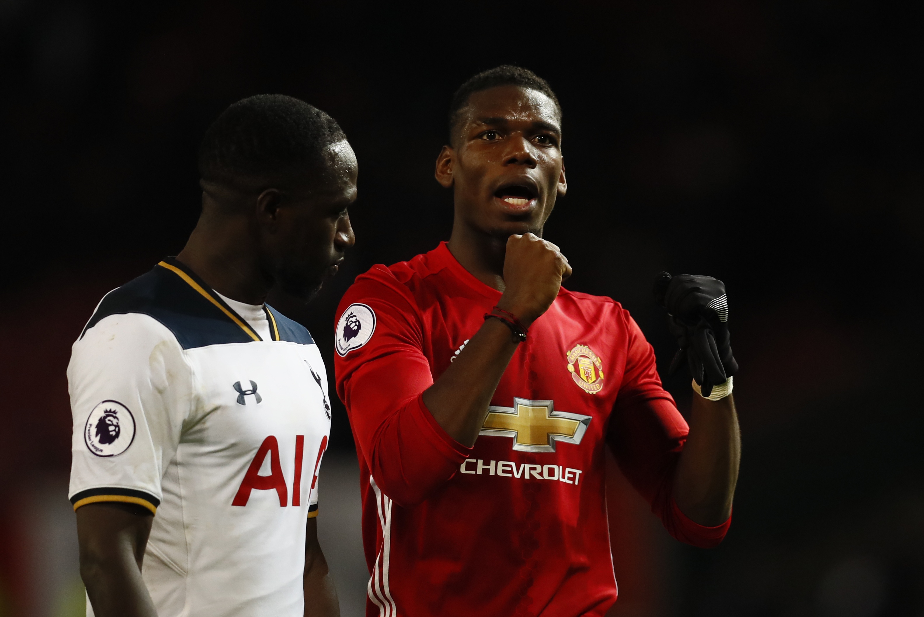 mkhitaryan di vao lich su giai Ngoai hang anh 14