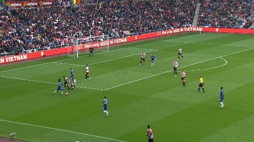 Ibra ghi ban giup MU thang Crystal Palace 2-1 anh 14