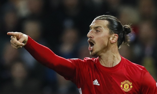 West Brom vs MU (0-2): Ibrahimovic lap cu dup hinh anh