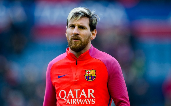 Chuyen nhuong 19/12: Messi tri hoan gia han voi Barca hinh anh