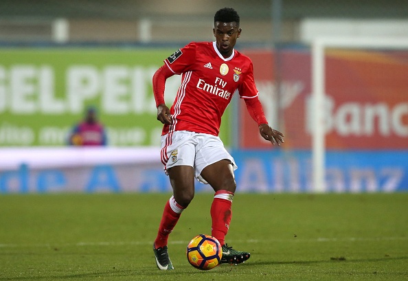 Mourinho duoc cap 180 trieu bang de mua sam anh 4