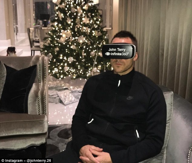 terry dạy bóng đá qua công nghệ thực tế ảo ảnh 7 terry day bong da qua cong nghe thuc te ao anh 7