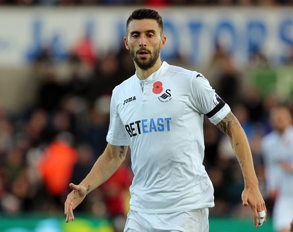 doi hinh te nhat luot di giai Ngoai hang anh 11