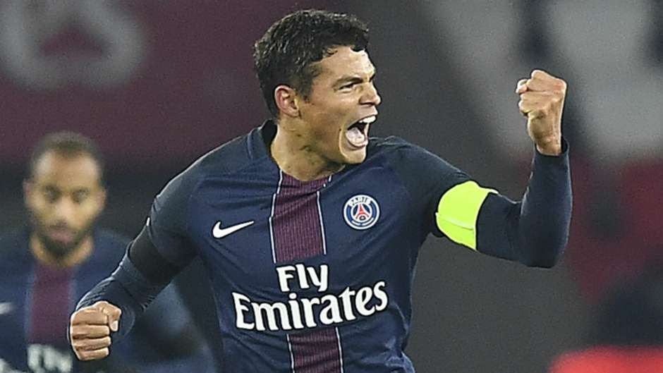 Doi hinh hay nhat chau Au giai doan luot di anh 4