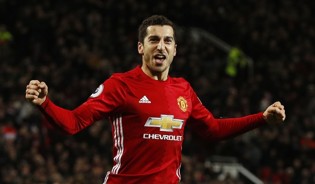 MU vs Sunderland (3-1): Mkhitaryan lap sieu pham hinh anh